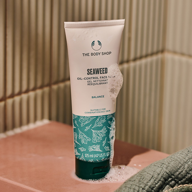 1026860_Seaweed_Gel_Cleanser_125ml_SILV_INAEHPS237-2_1