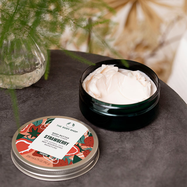 1097360_BODY_BUTTER_STRAWBERRY_200ML_A0X_SILVER_