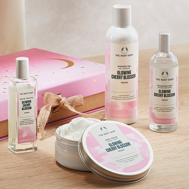 mxm1042123_UPLIFTING_GLOWING_CHERRY_BLOSSOM_BIG_GIFT_BOX_SILVER_INAGRPS229